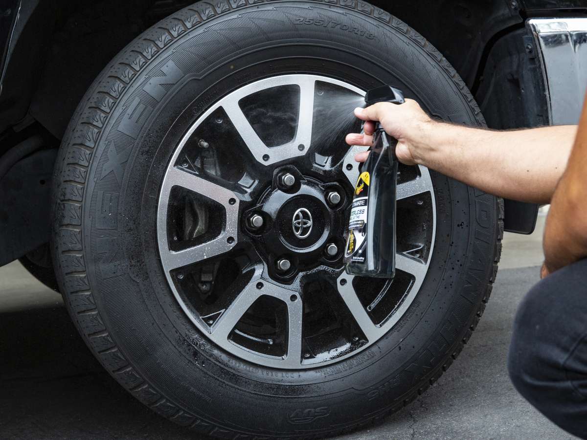  Meguiar's Ultimate Waterless Wheel & Tire