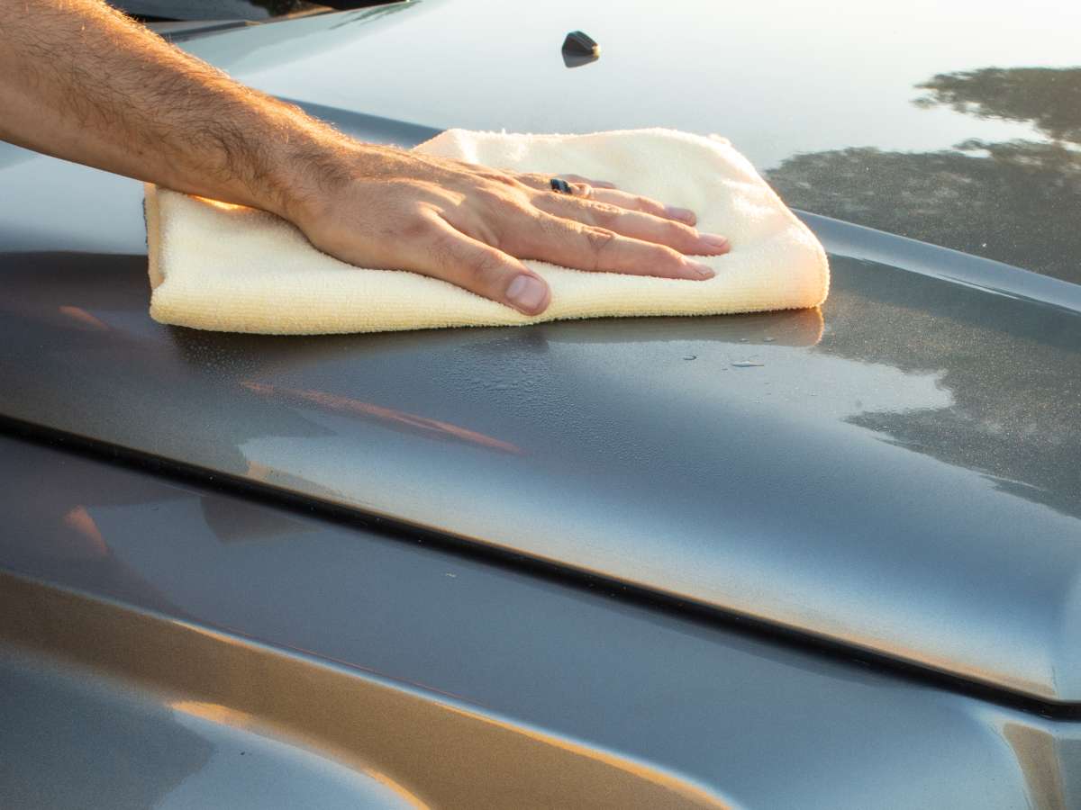  Meguiar's Supreme Shine Microfiber Towel (single)