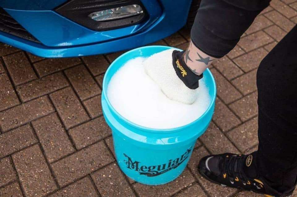  Meguiar's Ceramic Blue Bucket With Grit Guard